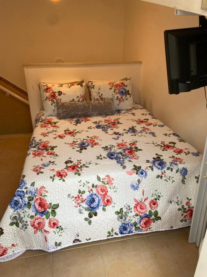 Casa Predio Triplex - Faneca Apartamentos Nazaré Eksteriør billede